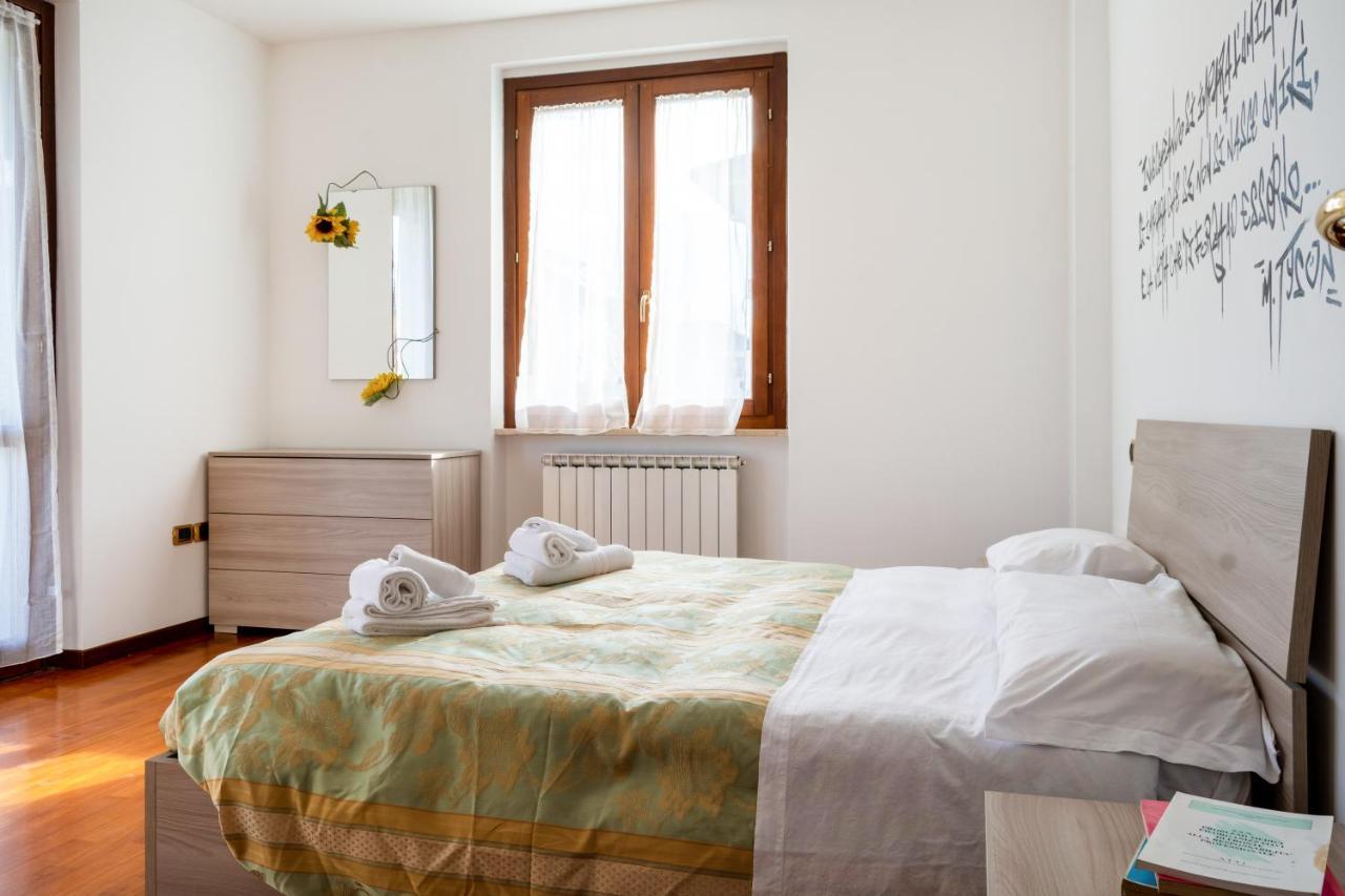 Casa Del Giardino Bright Apartment Bastia Umbra Exterior photo