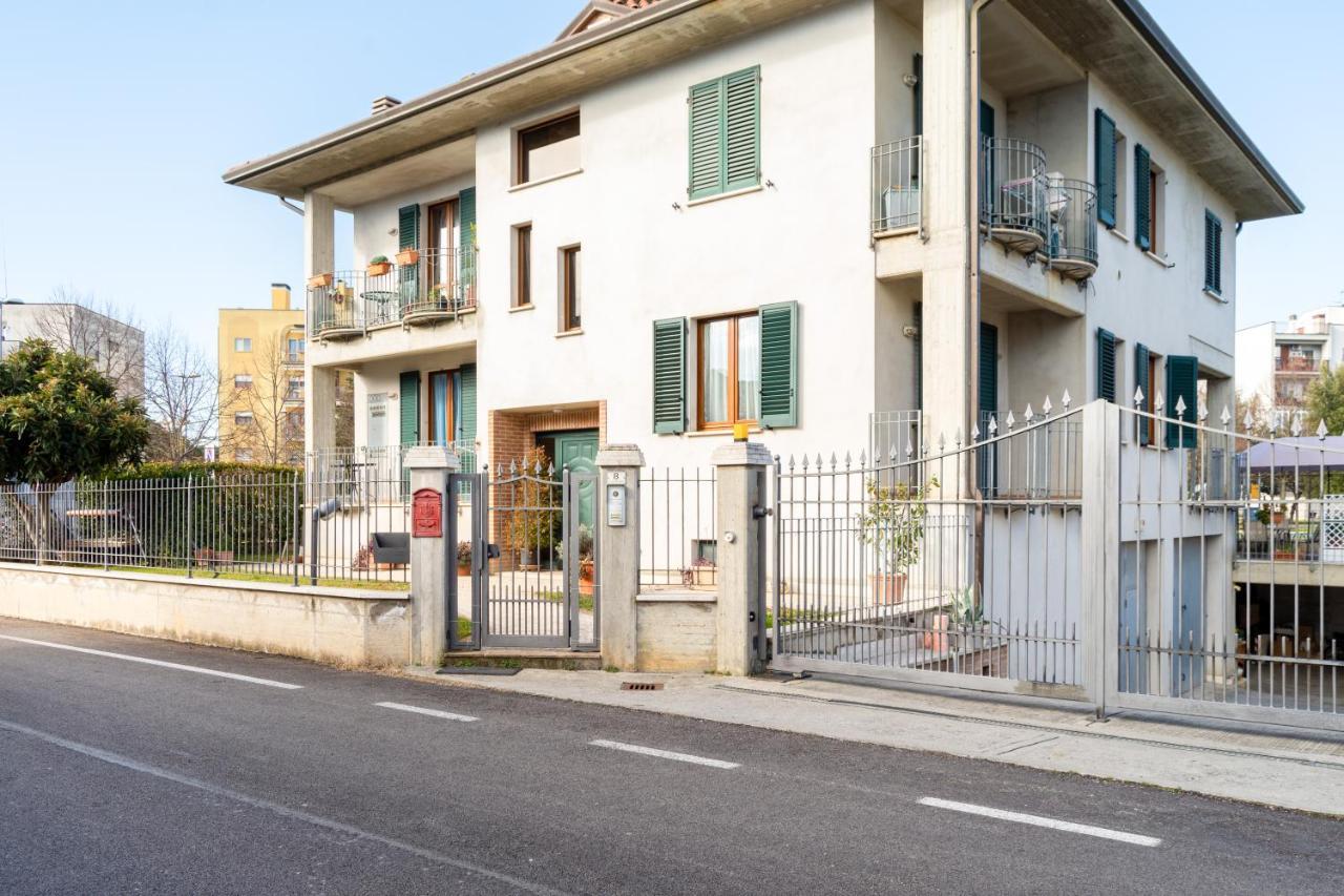 Casa Del Giardino Bright Apartment Bastia Umbra Exterior photo