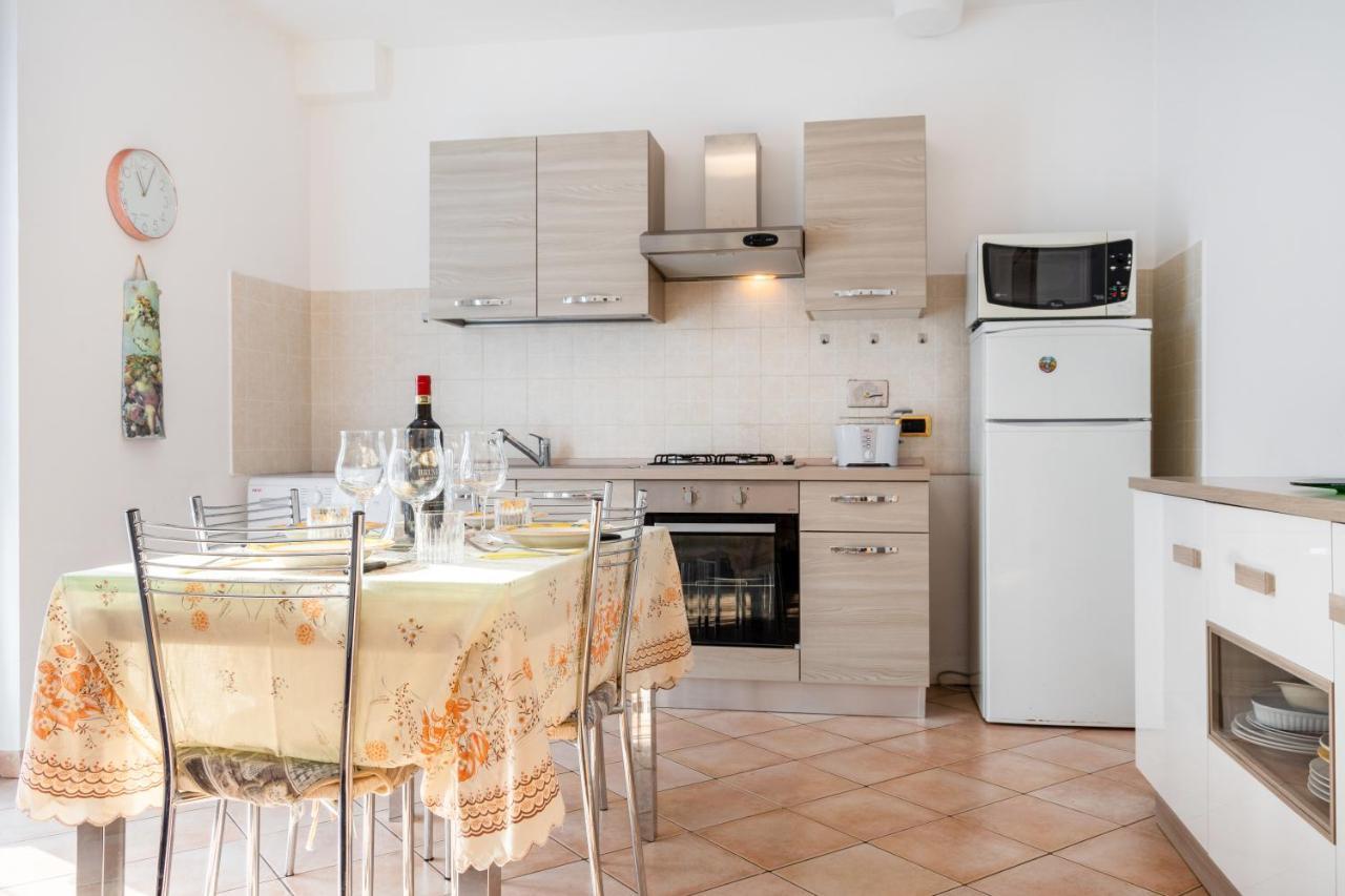 Casa Del Giardino Bright Apartment Bastia Umbra Exterior photo