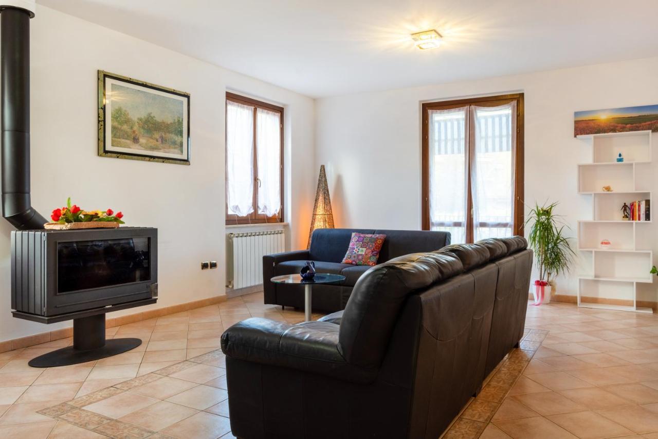 Casa Del Giardino Bright Apartment Bastia Umbra Exterior photo